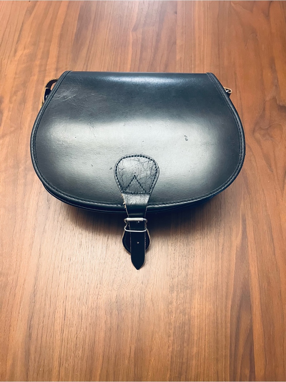 Classic Black Saddle Bag - Women's Crossbody